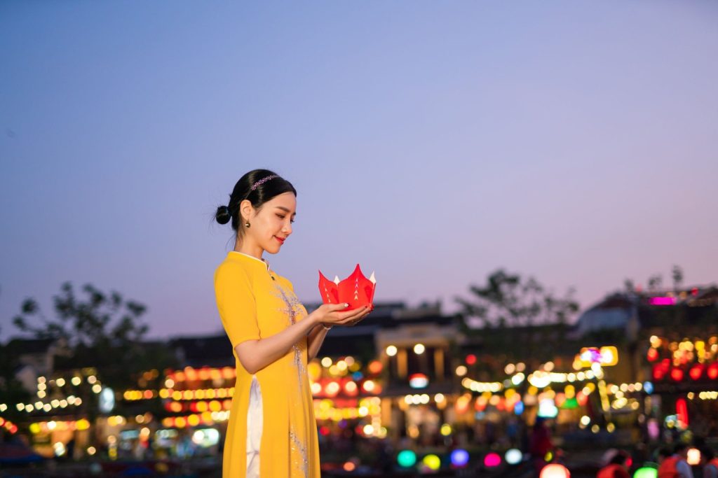 The Role of Public Festivals in Enhancing Neighborhood Identity